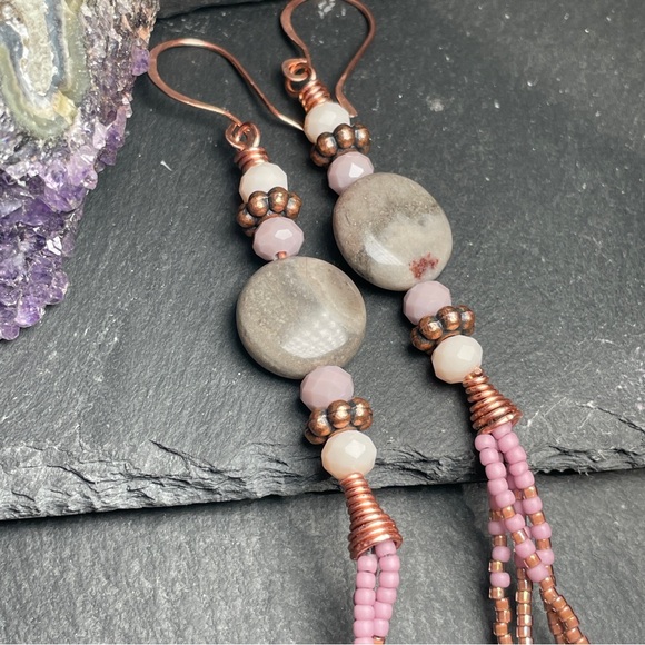 CCO REDUCED Elegant Gray And Pink Agate Beaded Dangle Fringe Earrings - Picture 8 of 15